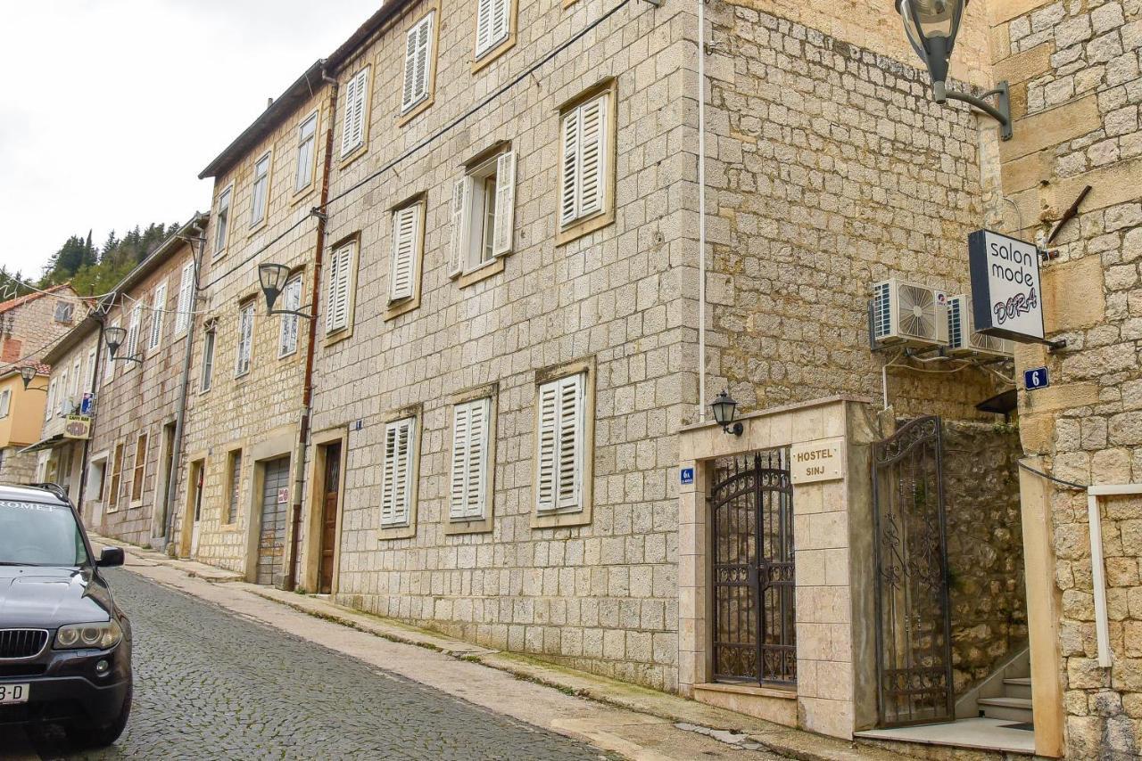 Hostel Sinj Exterior photo