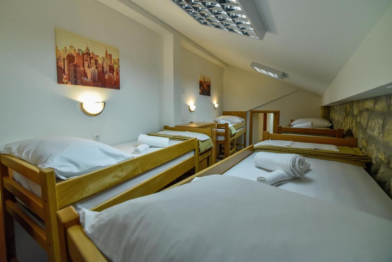 Hostel Sinj Exterior photo