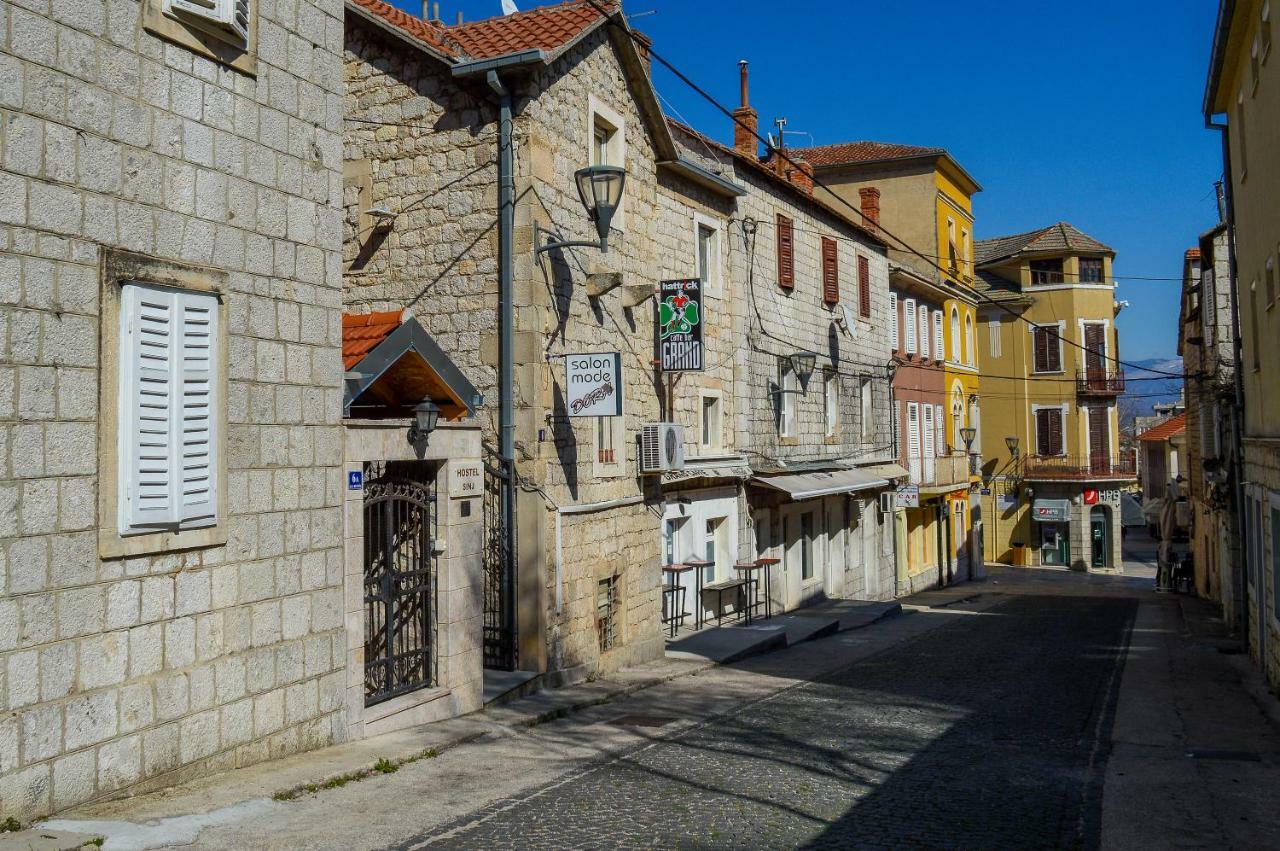 Hostel Sinj Exterior photo